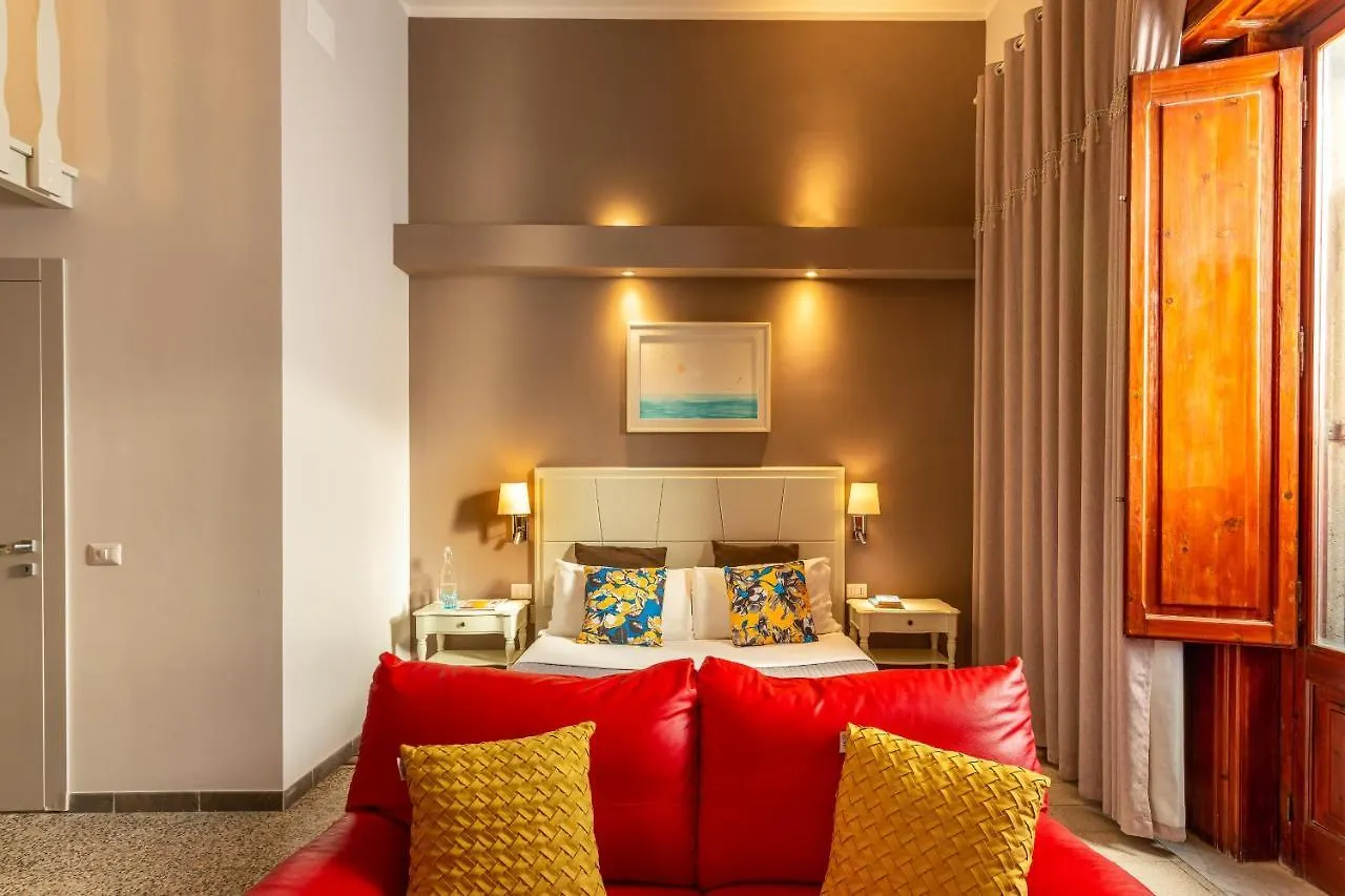 Marlin Rooms Cagliari 2*,